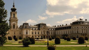 Hungary palace pichi
