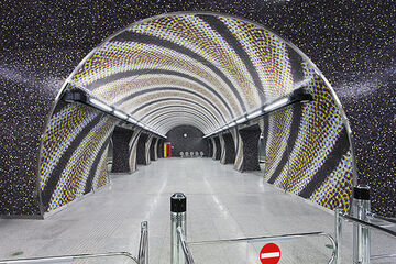 Mosaic tunnel surrounds of Szent Gellert Ter station
